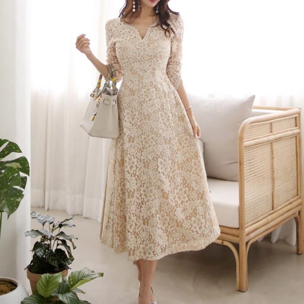 V-neck lace formal dresses